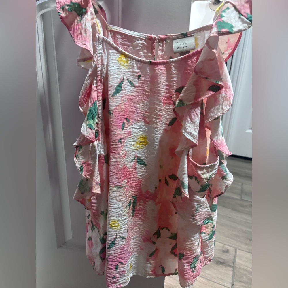 A New Day Pink Floral Sleeveless Blouse